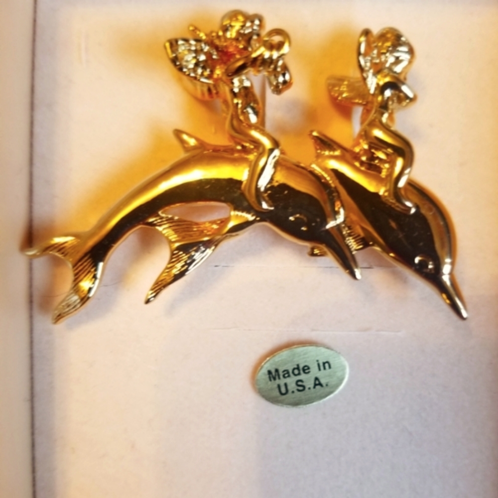 Vintage collectible Kirk's Folly gold tone brooch Dolphin Nautical